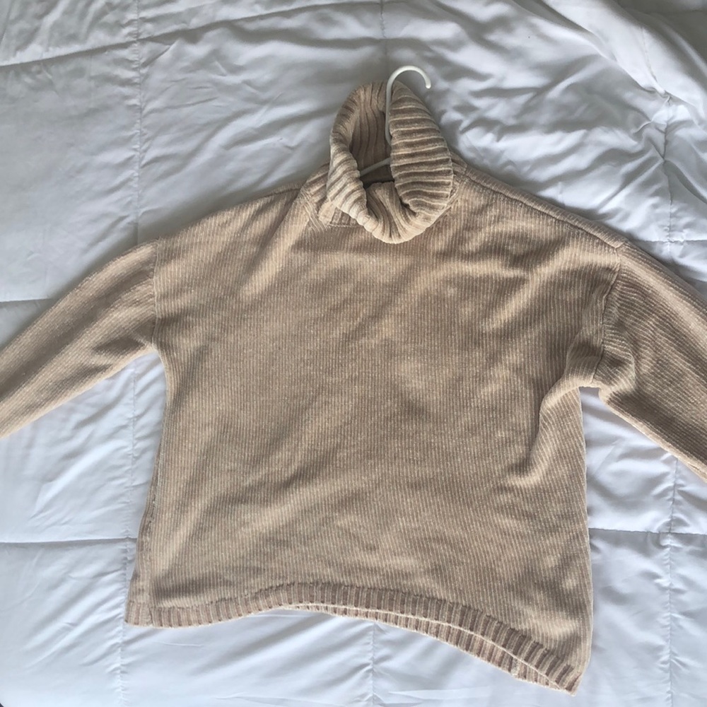 Forever 21 knit sweater